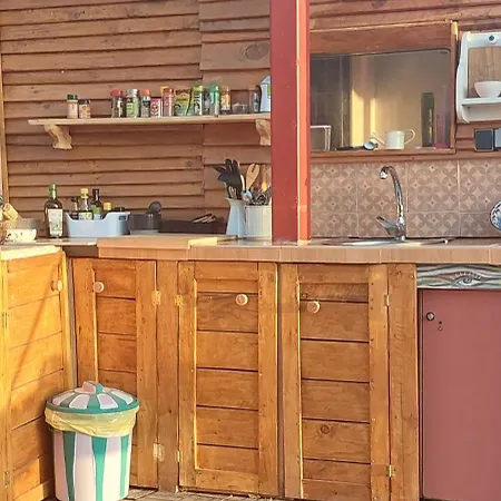 Glamping La Caravana De Sara *